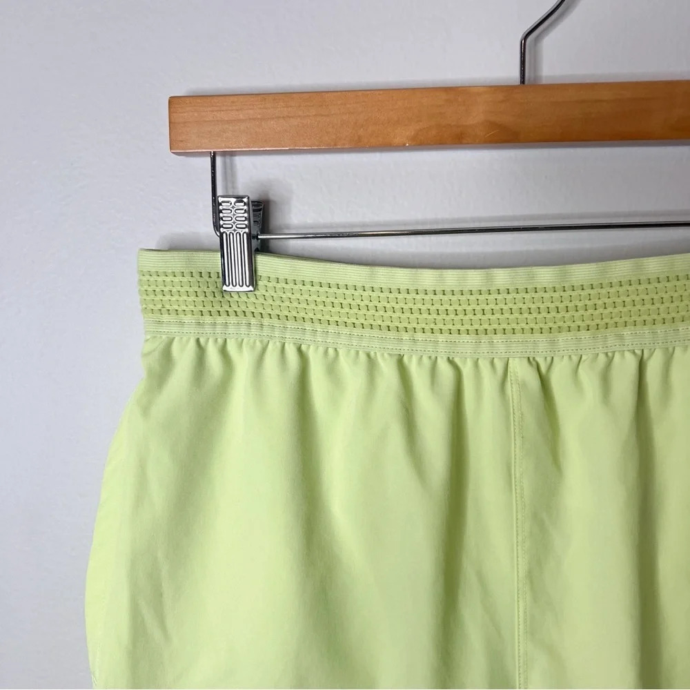 Fabletics The Fundamental Short in Faded Lime - Picture 5 of 7